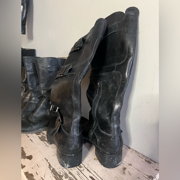 Karl Lagerfeld Black Leather Knee-High Riding Boots with Buckles - Picture 5 of 8